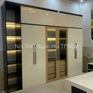 Tủ quần áo cao cấp cánh kính kết hợp kệ trang trí – Phong cách hiện đại, sang trọng