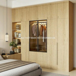 Tủ quần áo gỗ công nghiệp hiện đại – Thiết kế sang trọng với cửa kính trưng bày trung tâm