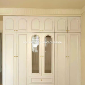 Tủ quần áo tân cổ điển sơn trắng cánh soi huỳnh sang trọng